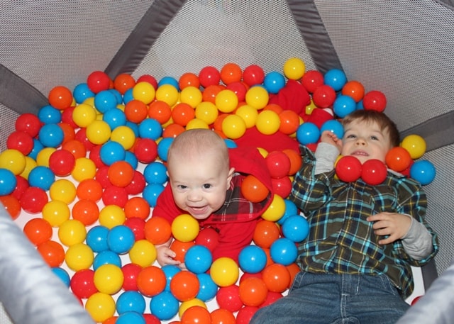 2013_01_11_ball_pit