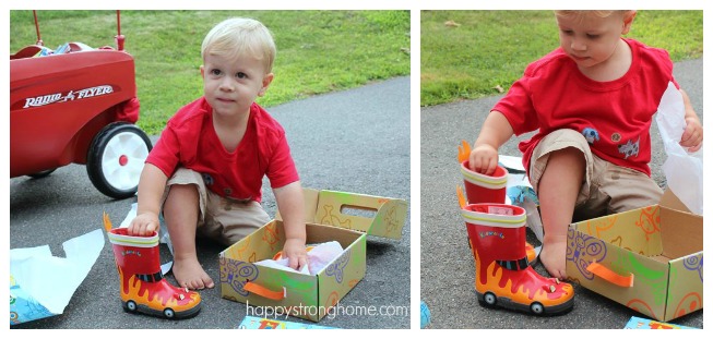 Collage with two shots of child unboxing rainboots