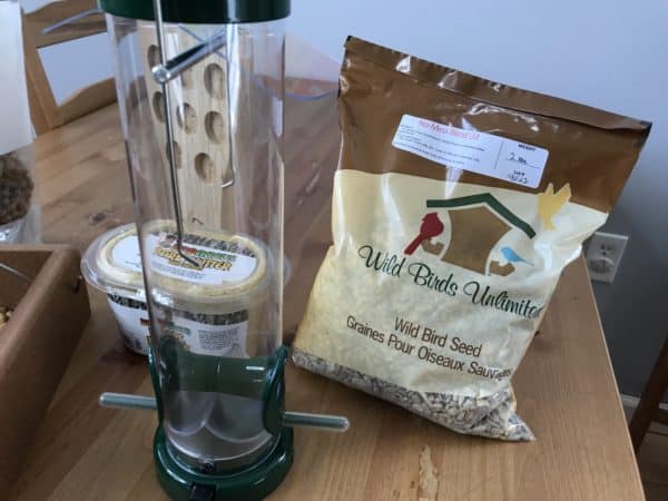 Birds and Birdwatching supplies, bird feeder and seeds